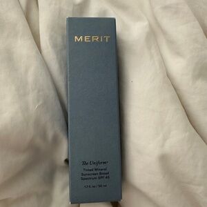 MERIT The Uniform Tinted Mineral Sunscreen SPF 45 - Cream Shade 18